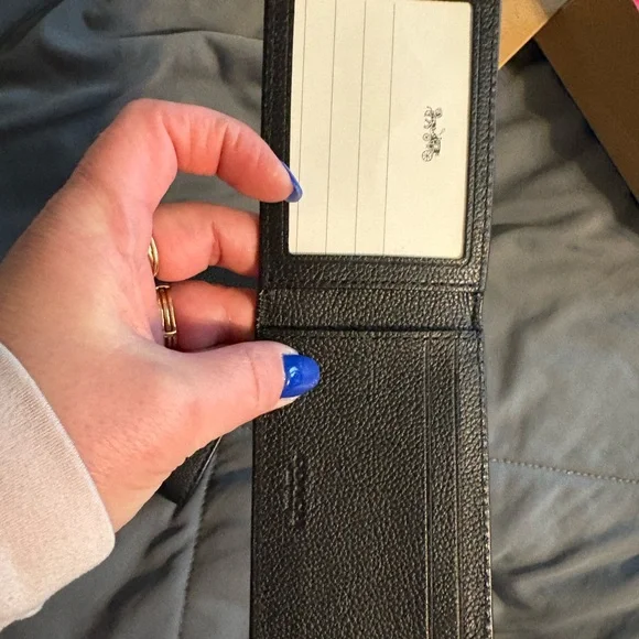 Coach Men's Blue and Black Leather Card Holder - Picture 5 of 7